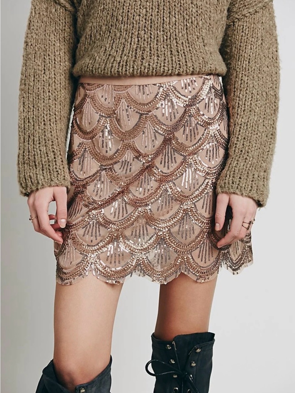 NWT Free People Sequin Scallop Mini Skirt - Rose Gold - Picture 2 of 13